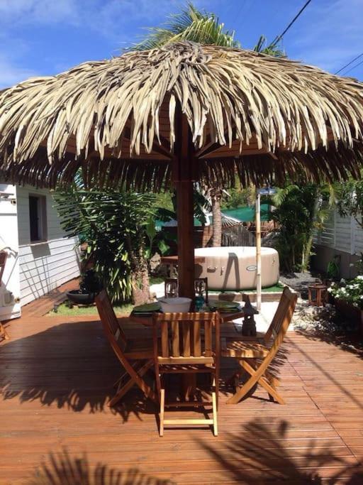 Charmant Bungalow Un P'Tit Coin De Paradis サン・フランソワ エクステリア 写真