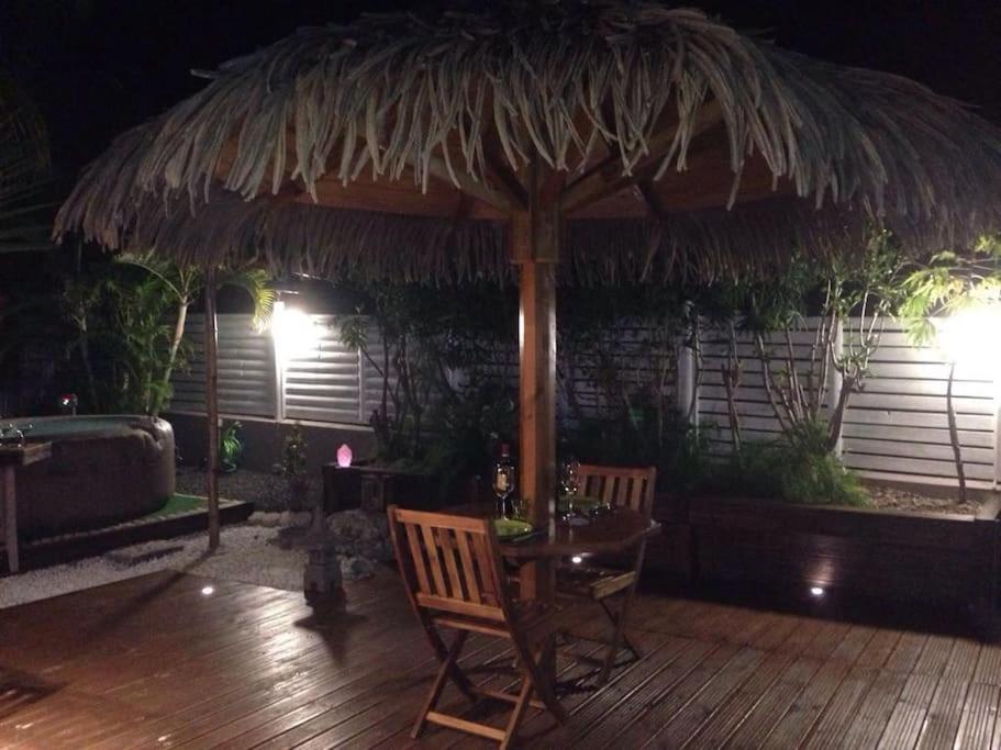 Charmant Bungalow Un P'Tit Coin De Paradis サン・フランソワ エクステリア 写真